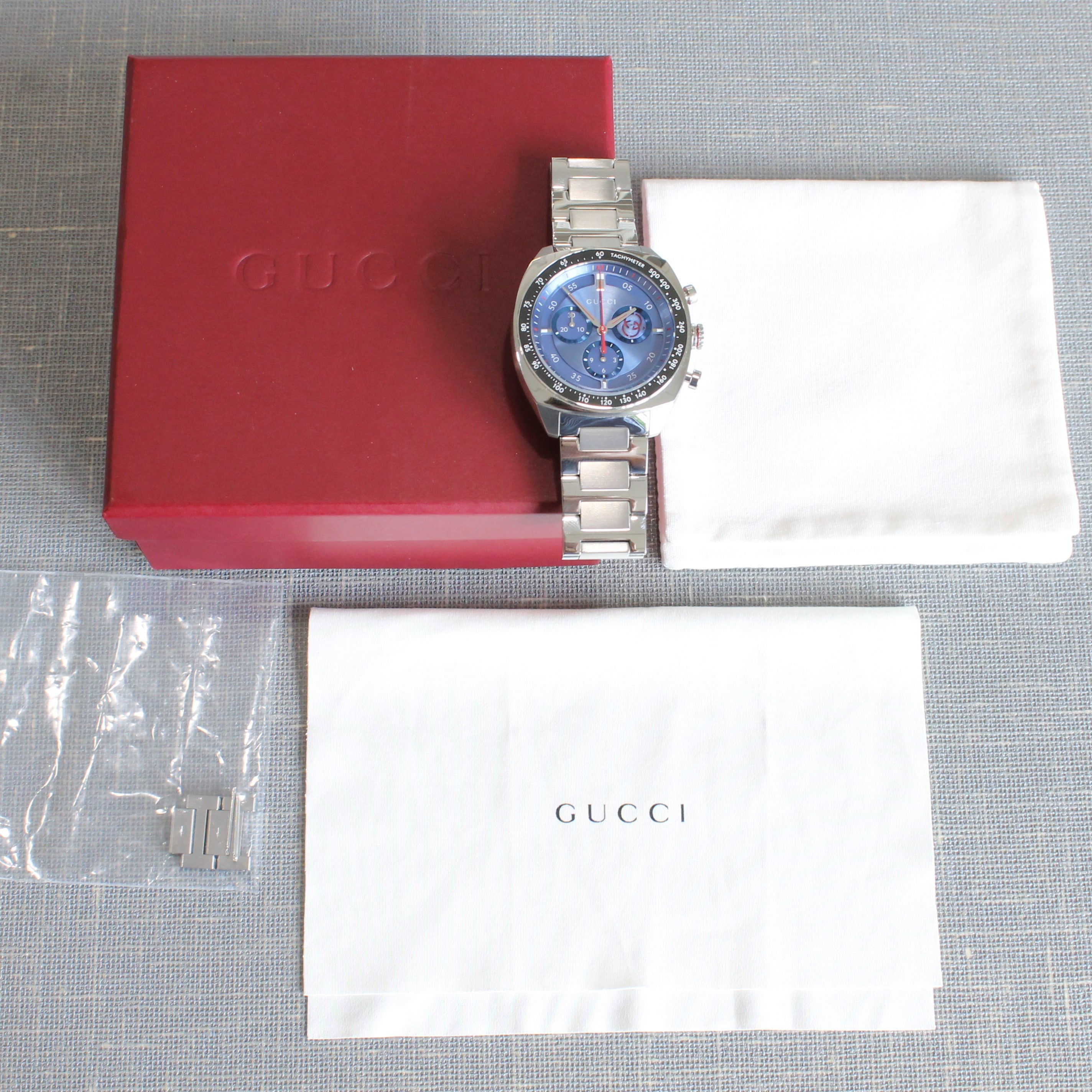 Light Gray Gucci Interlocking 41mm Mens Steel Quartz Chronograph Watch Blue w/ Box YA142317