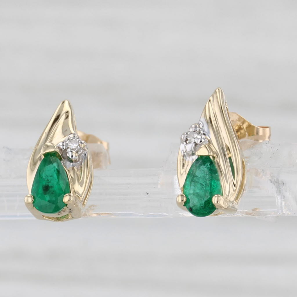 Light Gray 0.40ctw Emerald Diamond Teardrop Stud Earrings 14k Yellow Gold