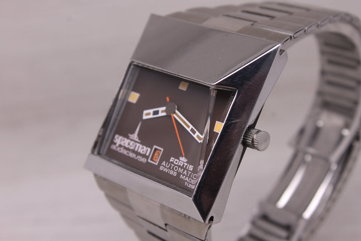 Spaceman Audacieuse Mens 38mm Automatic Swiss Watch Date Fortis Steel TK25