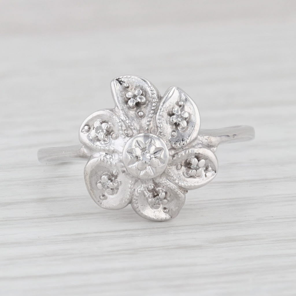 Light Gray Vintage Diamond Accented Flower Ring 14k White Gold Size 9.25