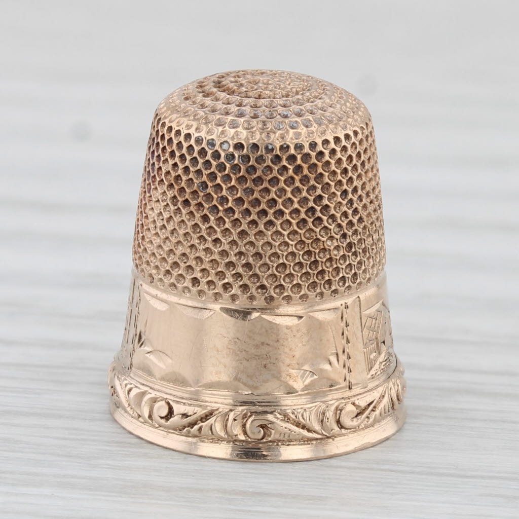 Light Gray Antique Thimble Size 6 10 Yellow Gold Mountain Village Scene Sewing Collectible