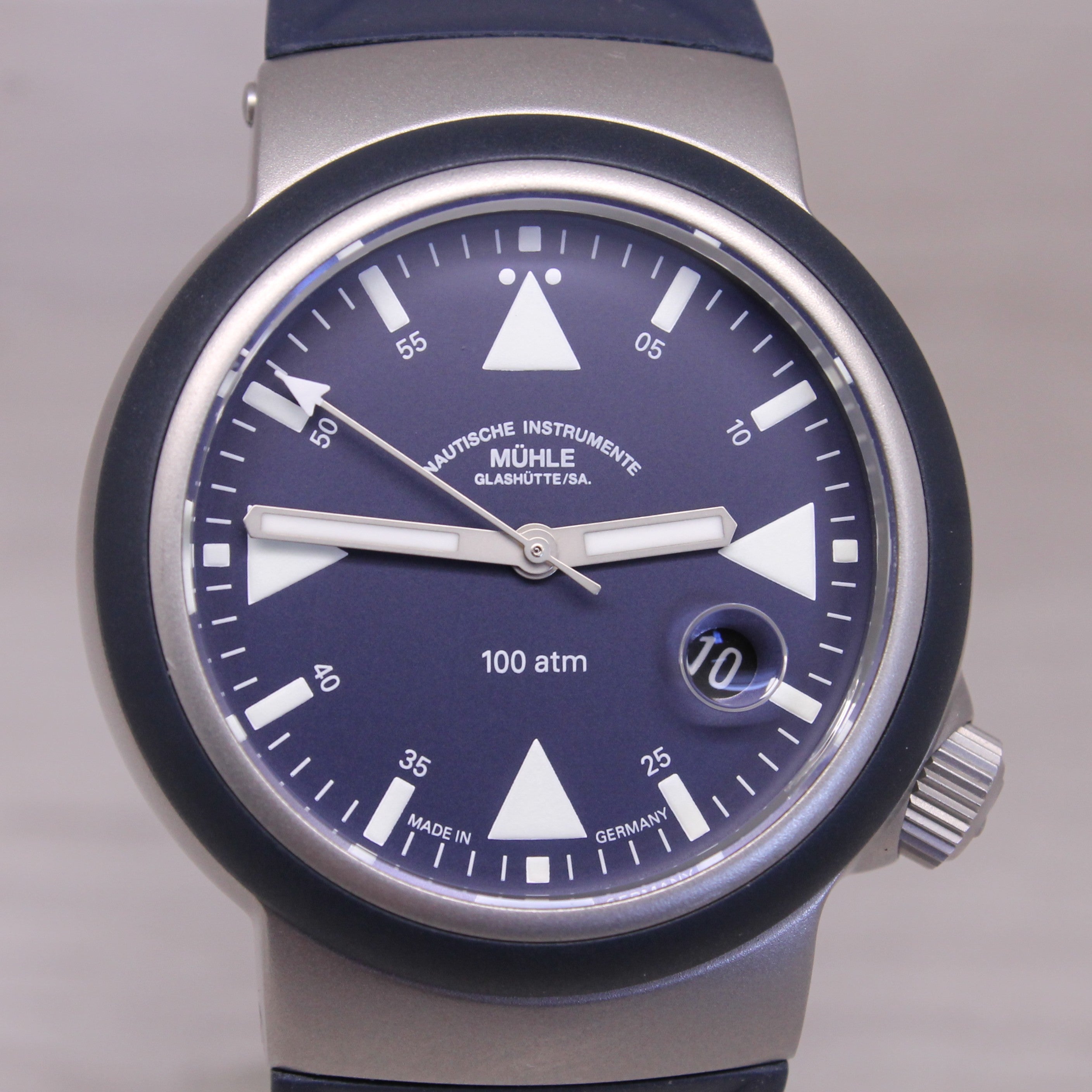 Muhle Glashutte SAR Rescue Timer Mens 42mm Automatic Divers Watch Box M1-41-02