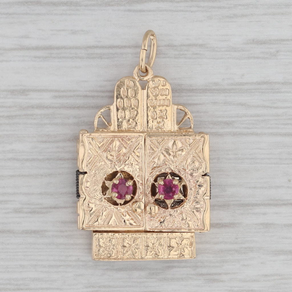 Gray Judaica Vintage Torah Scroll Pendant Charm 14k Gold Ruby Opens