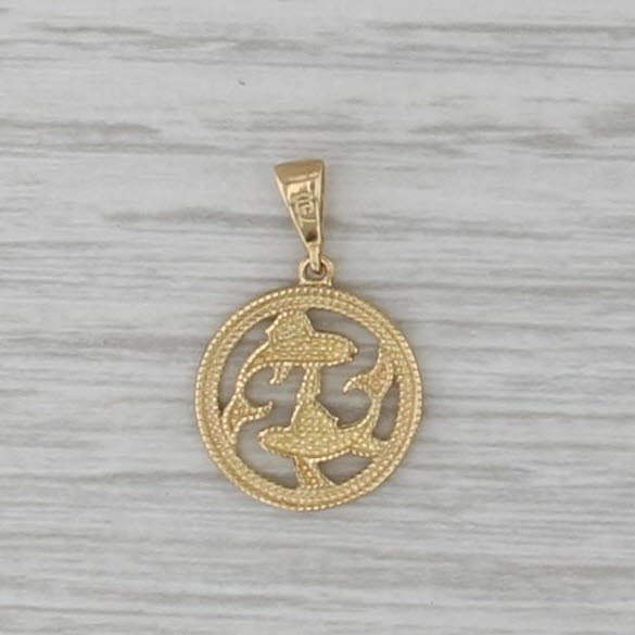 Pisces Fish Pendant 18k Yellow Gold Zodiac Birth Sign Charm