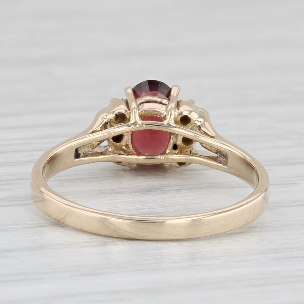 Light Gray Vintage 0.83ct Garnet Diamond Ring 14k Yellow Gold Size 6.5