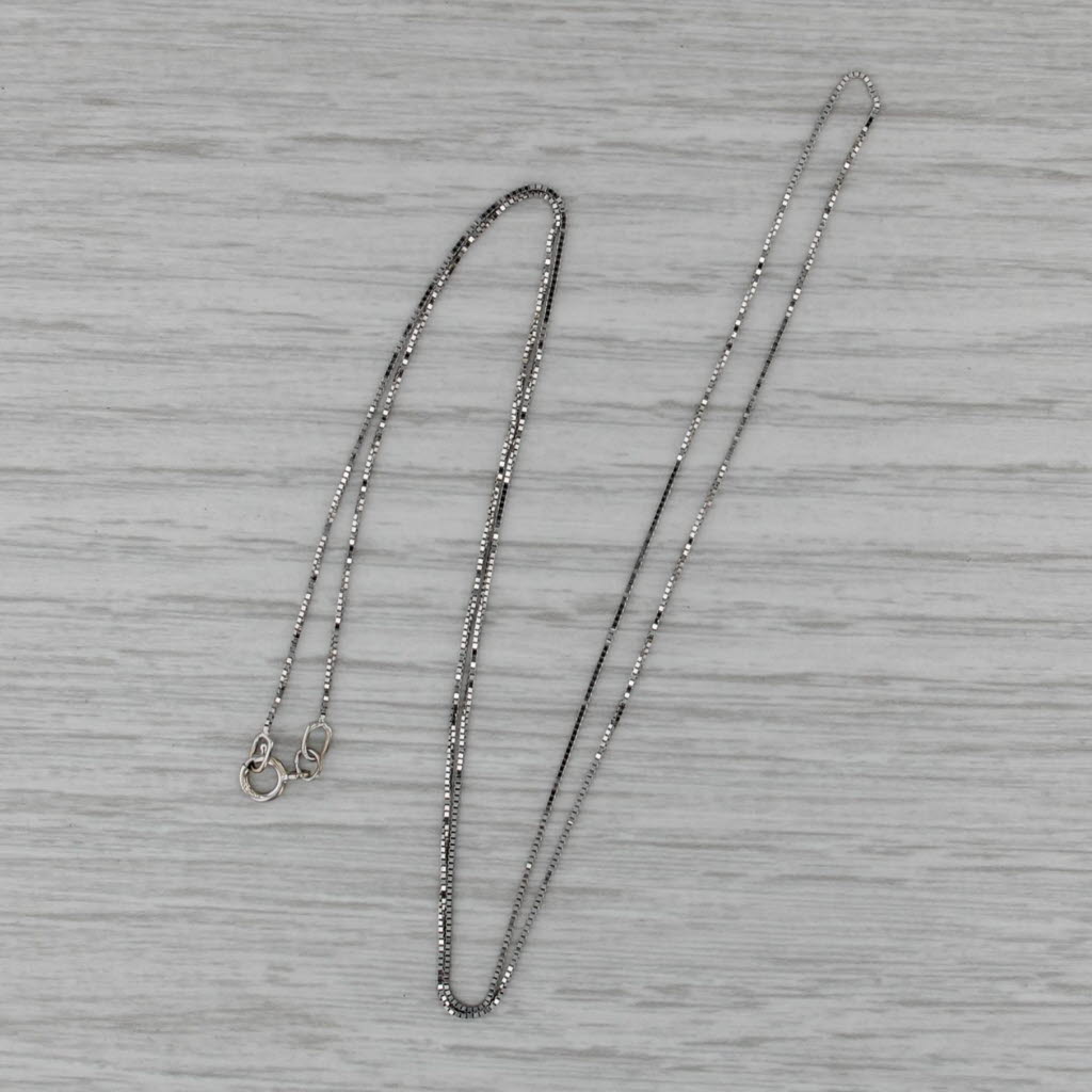 18.25" 0.5mm Box Chain 14k White Gold