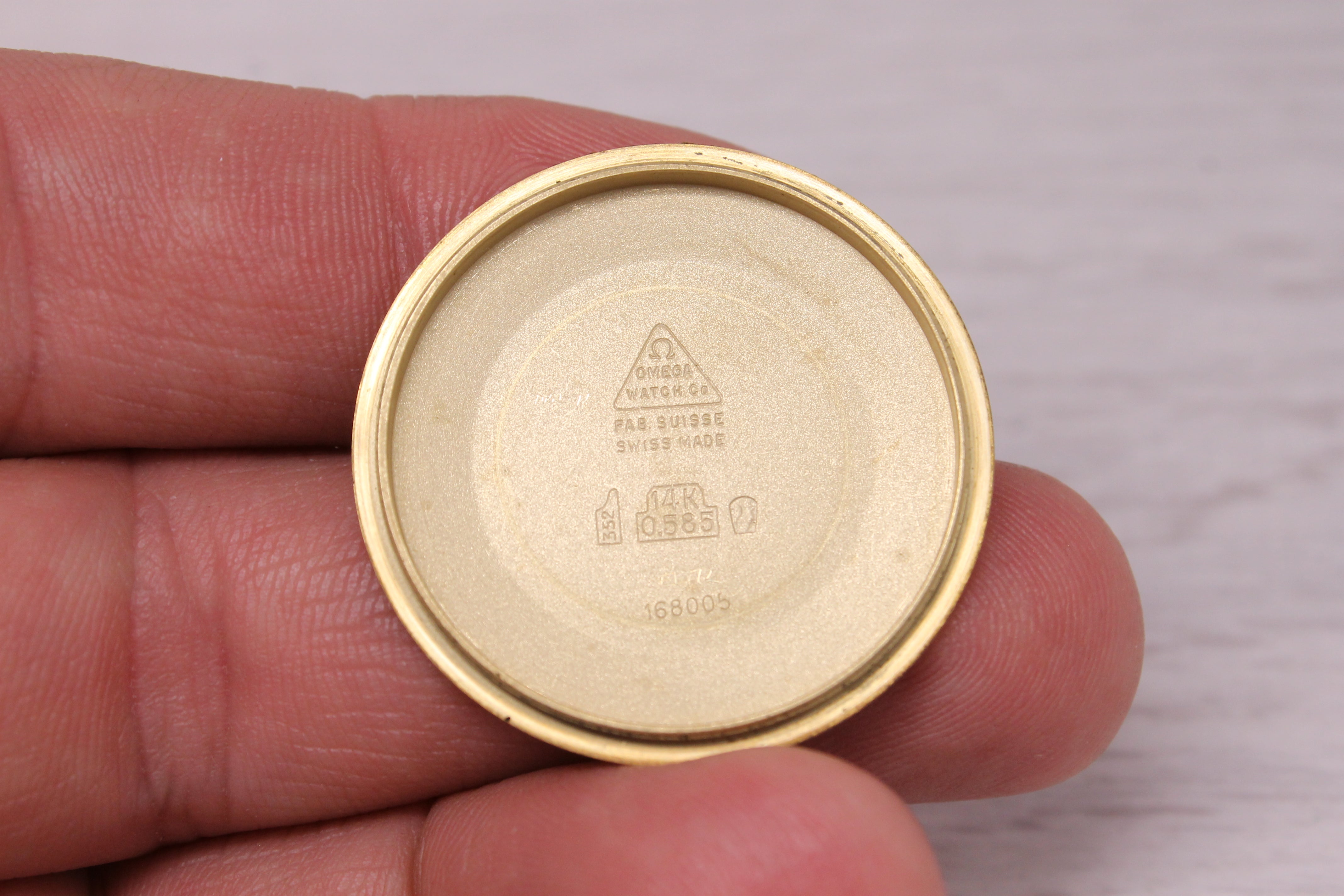 Vintage 1967 Omega Constellation 14k Solid Gold 168.005 Dogleg w/ Tiffany Dial