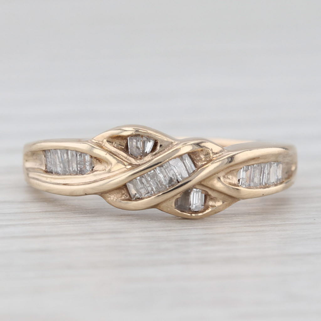 Light Gray 0.35ctw Diamond Knot Ring 10k Yellow Gold Size 7.25