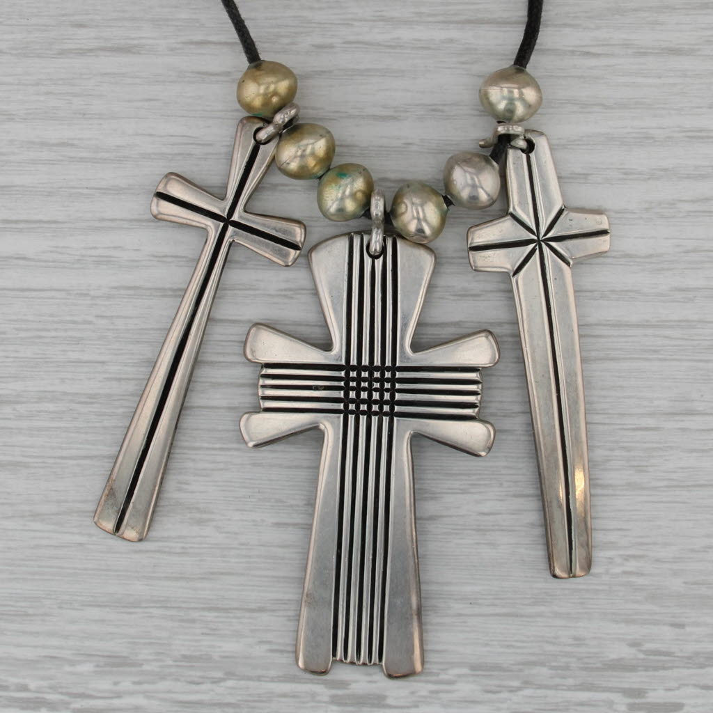 Cippy Crazy Horse Cochiti Triple Cross Beads Pendants Necklace Sterling Silver