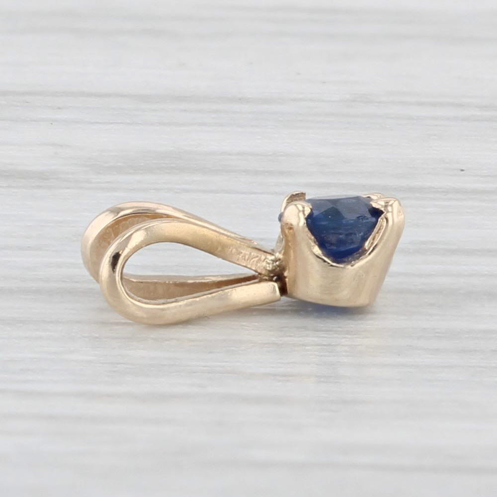 Light Gray Small 0.13ct Blue Sapphire Round Solitaire Pendant 14k Yellow Gold Drop