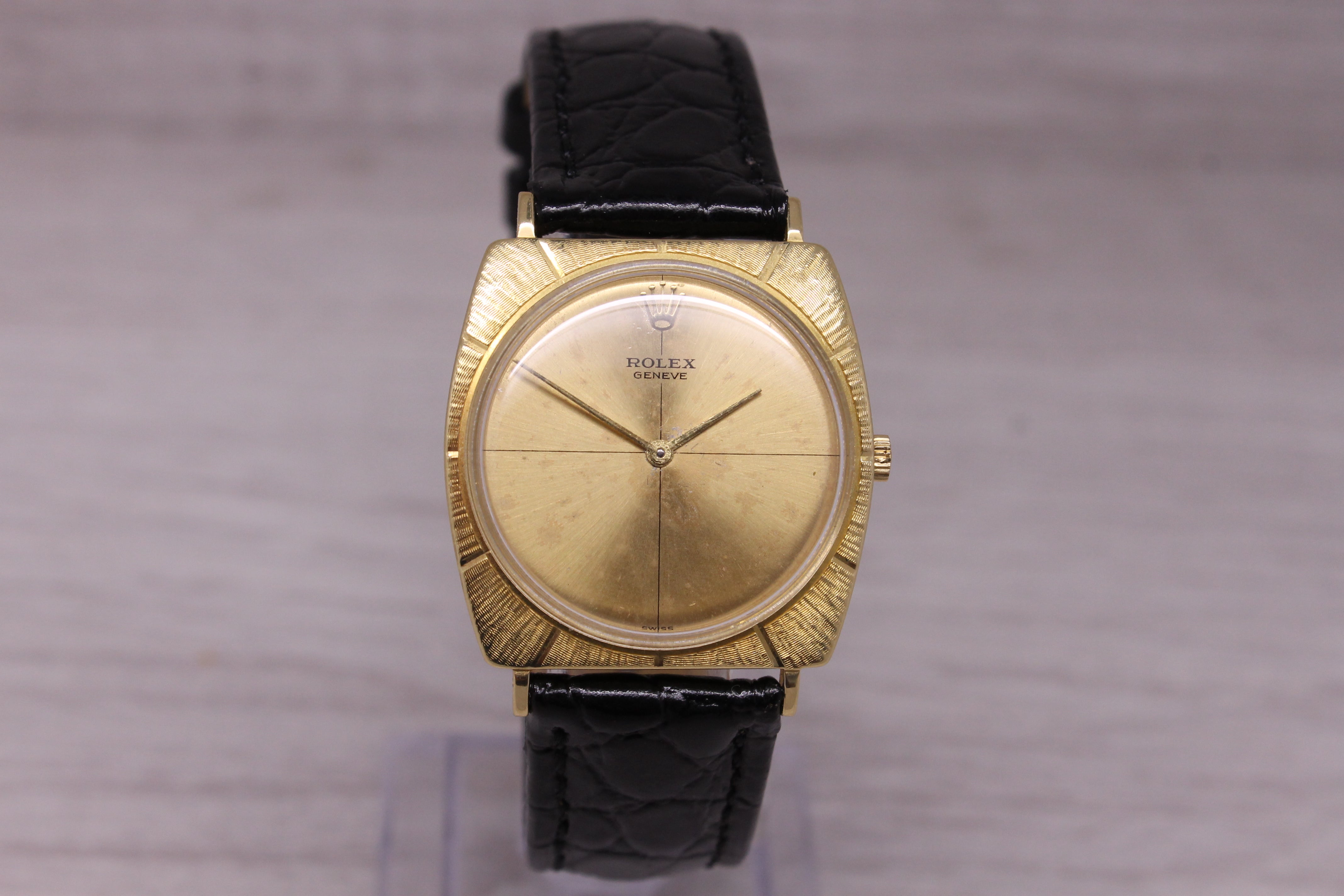 Vintage c1960's Rolex 18k Yellow Gold 29mm Midsize Manual Watch c.1600 ref.3715