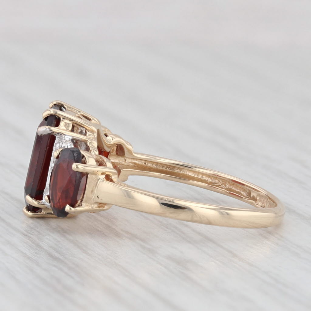 Light Gray 3.60ctw Garnet Diamond Ring 10k Yellow Gold Size 6 3-Stone