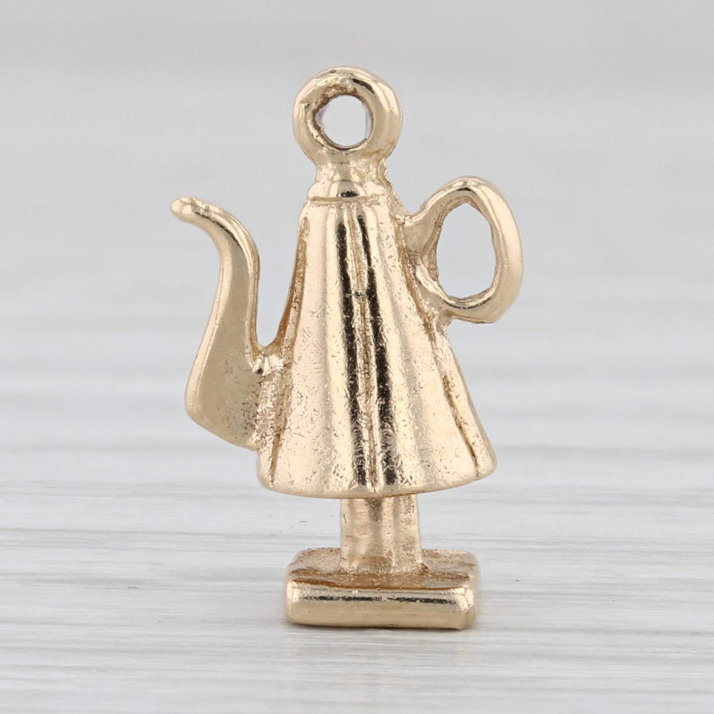 Light Gray Vintage Old Salem Coffee Pot Souvenir Charm 10k Gold Souvenir Pendant