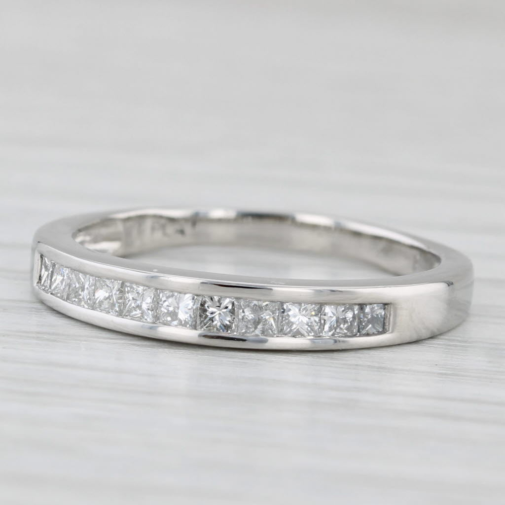 Light Gray 0.33ctw Diamond Wedding Band Platinum Size 7.5 Anniversary Ring