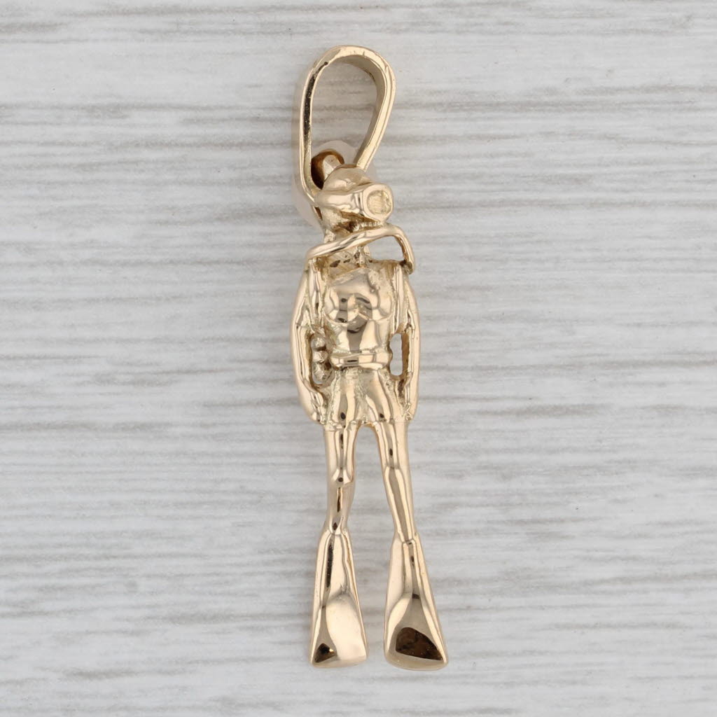 Gray Scuba Diver Pendant 14k Yellow Gold 3D Figural Nautical