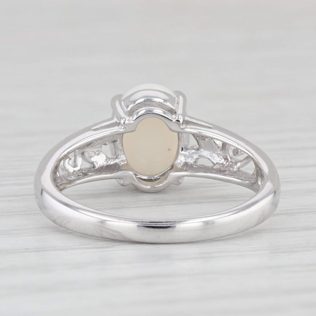 Opal Ring 14K White Gold Size 7 Oval Cabochon Soltiaire