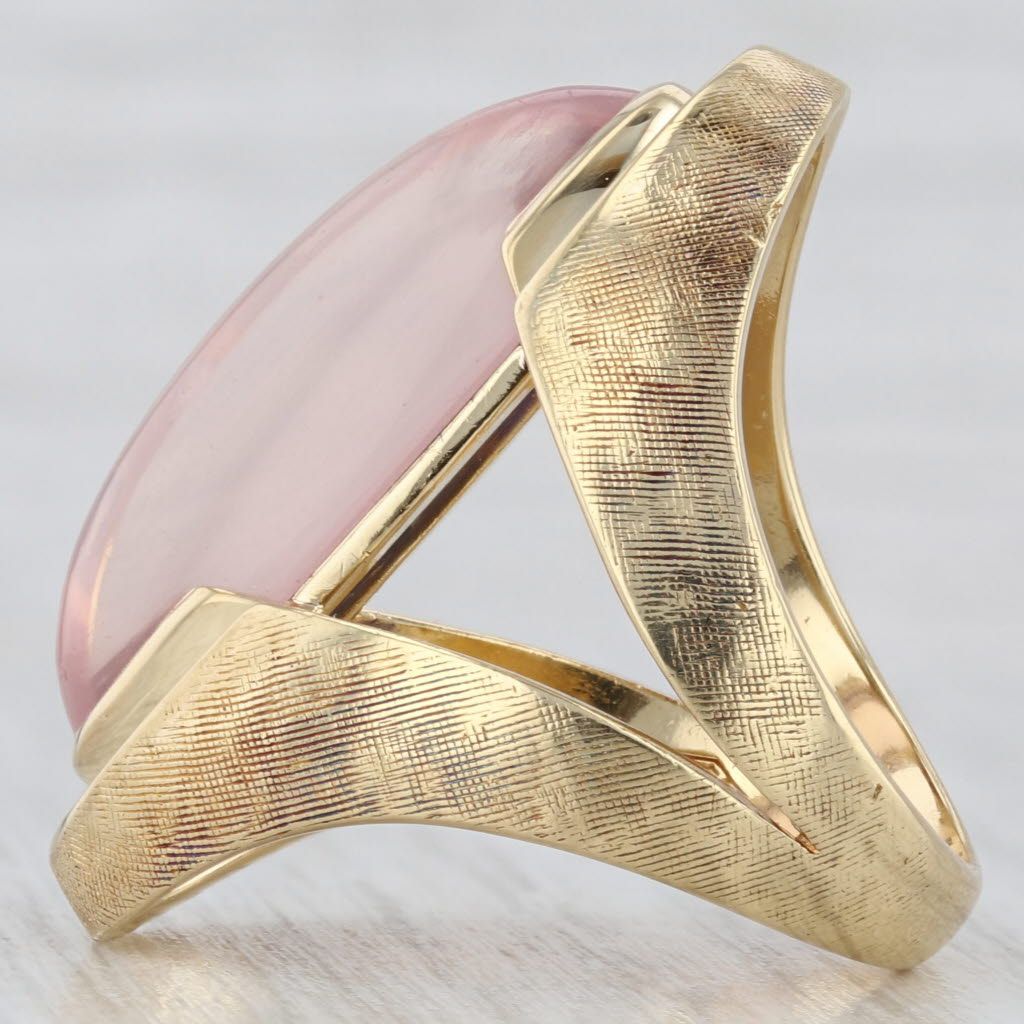 Light Gray Vintage Pink Rose Quartz Oval Cabochon Ring 18k Yellow Gold Size 6.75