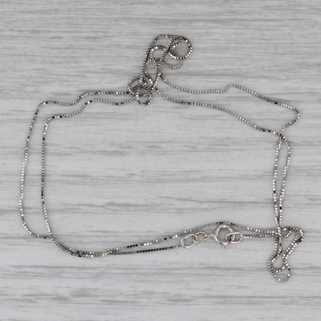 Gray 18.25" 0.5mm Box Chain 14k White Gold