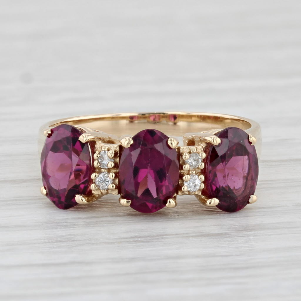 Light Gray 3.06ctw Oval 3-Stone Garnet Diamond Ring 14k Yellow Gold Size 7.25