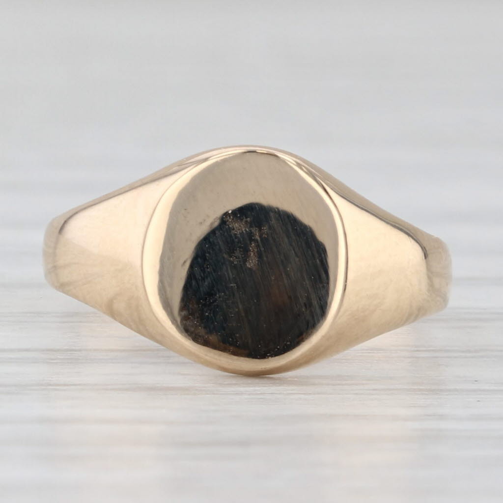 Light Gray Vintage Engravable Signet Ring 14k Yellow Gold Size 3.25