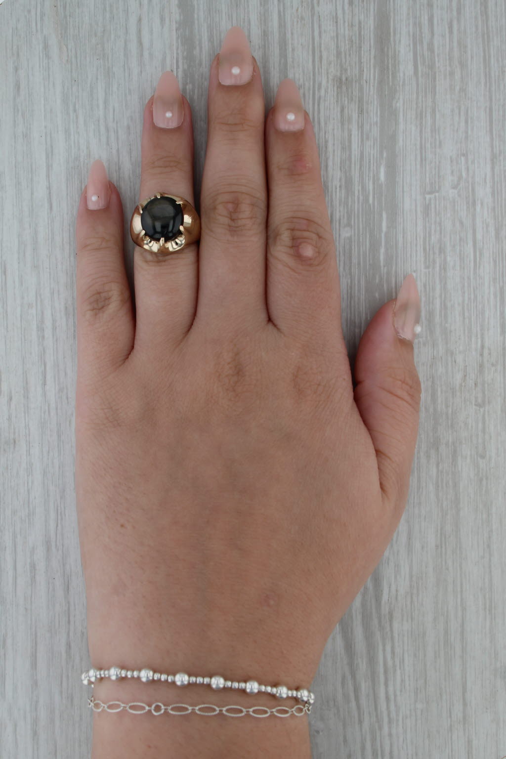 Vintage Black Star Sapphire Ring 14k Gold Size 5.25 Oval Cabochon Solitaire
