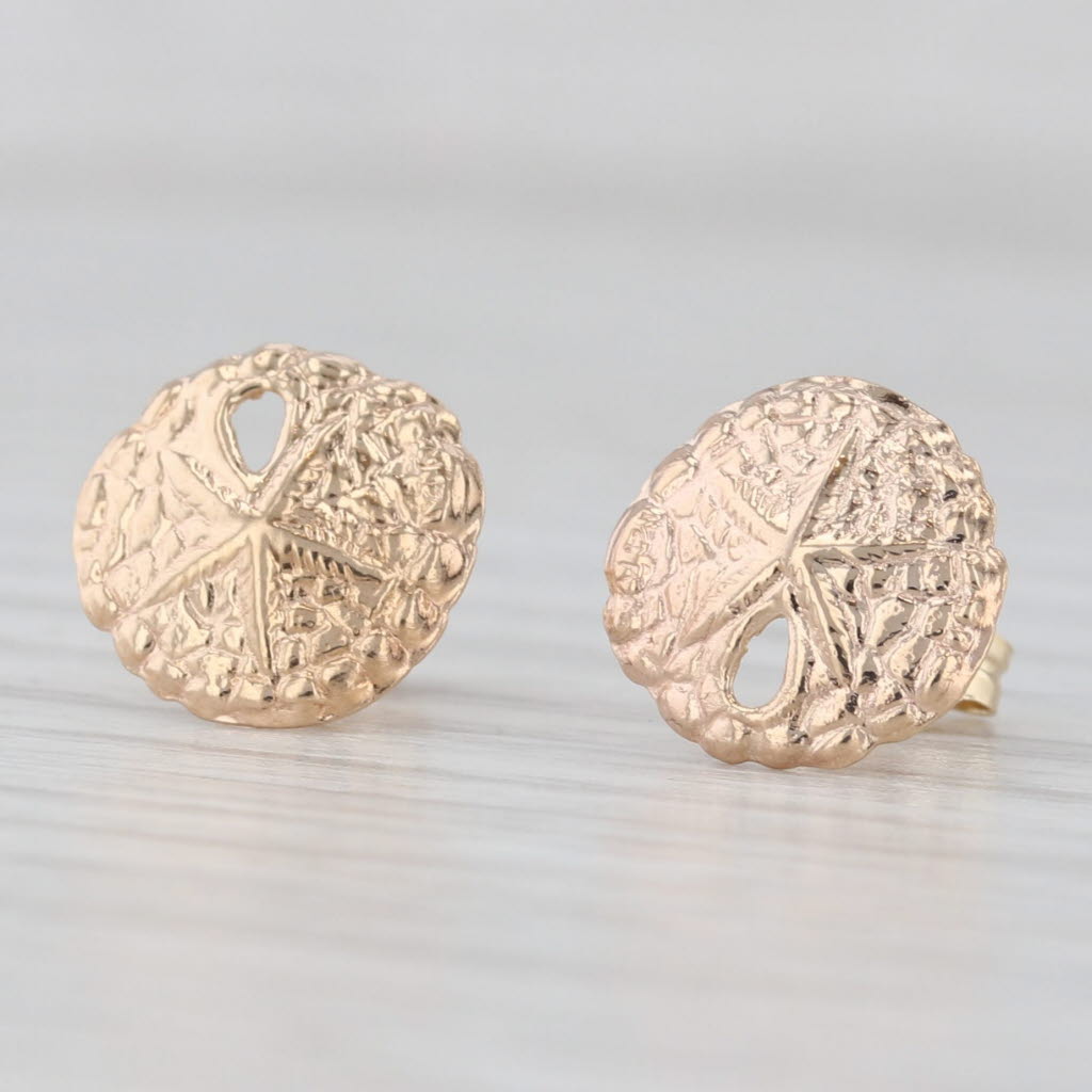 Light Gray Round Sand Dollar Stud Earrings 14k Yellow Gold Nautical Jewelry
