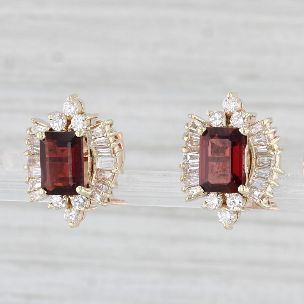 Light Gray 3.22ctw Garnet Diamond Halo Stud Earrings 14k Yellow Gold