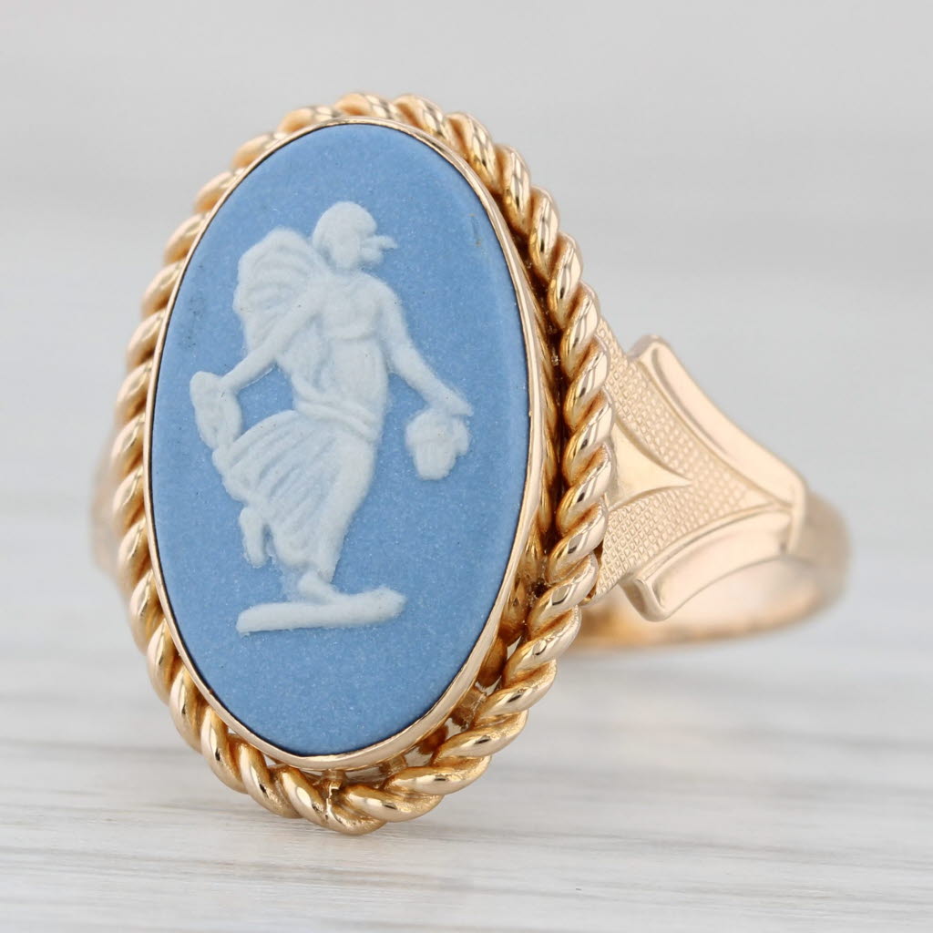 Gray Wedgewood Ceramic Figural Cameo Ring Vintage British 14k Yellow Gold Sz 6.25