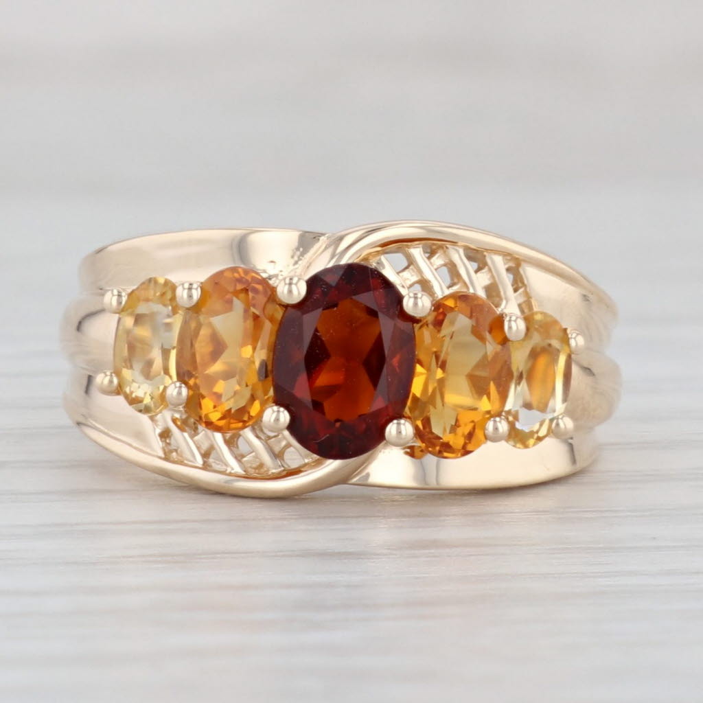 Light Gray 2.25ctw Madeira Citrine Ring 14k Yellow Gold Size 8 Tiered Oval 5-Stone