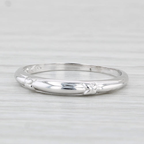 Light Gray Vintage Wedding Band 18k White Gold Size 5.25 Stackable Ring