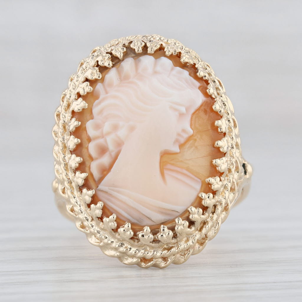 Light Gray Shell Cameo Ring 14k Yellow Gold Size 8.5 Oval Carved Figural Vintage