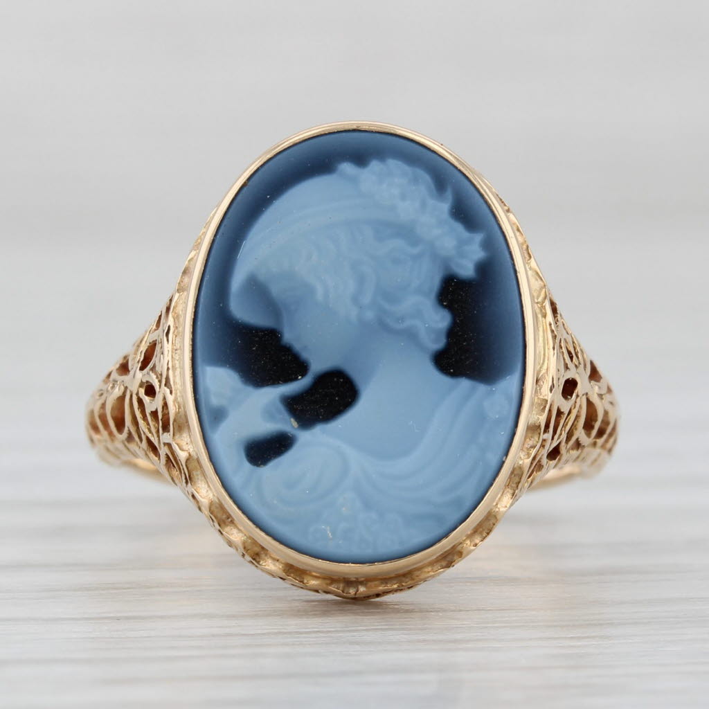 Light Gray Black White Chalcedony Carved Figural Cameo Ring 14k Yellow Gold Size 6.5