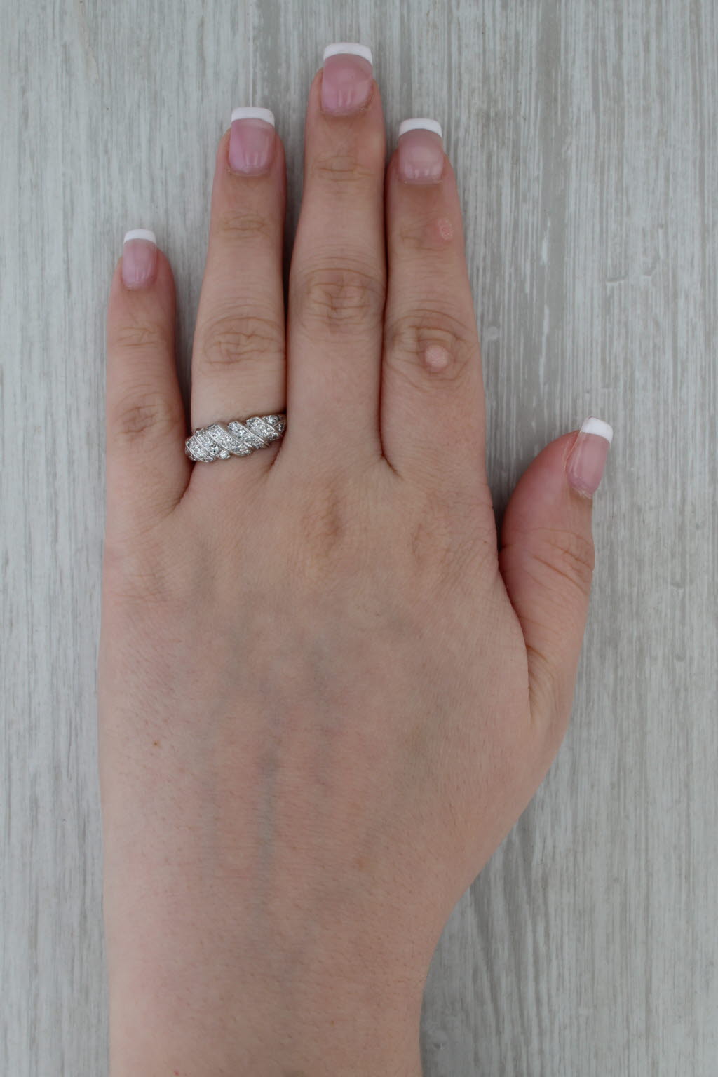 0.54ctw Scalloped Diamond Croissant Ring 14k White Gold Size 7 Bridal