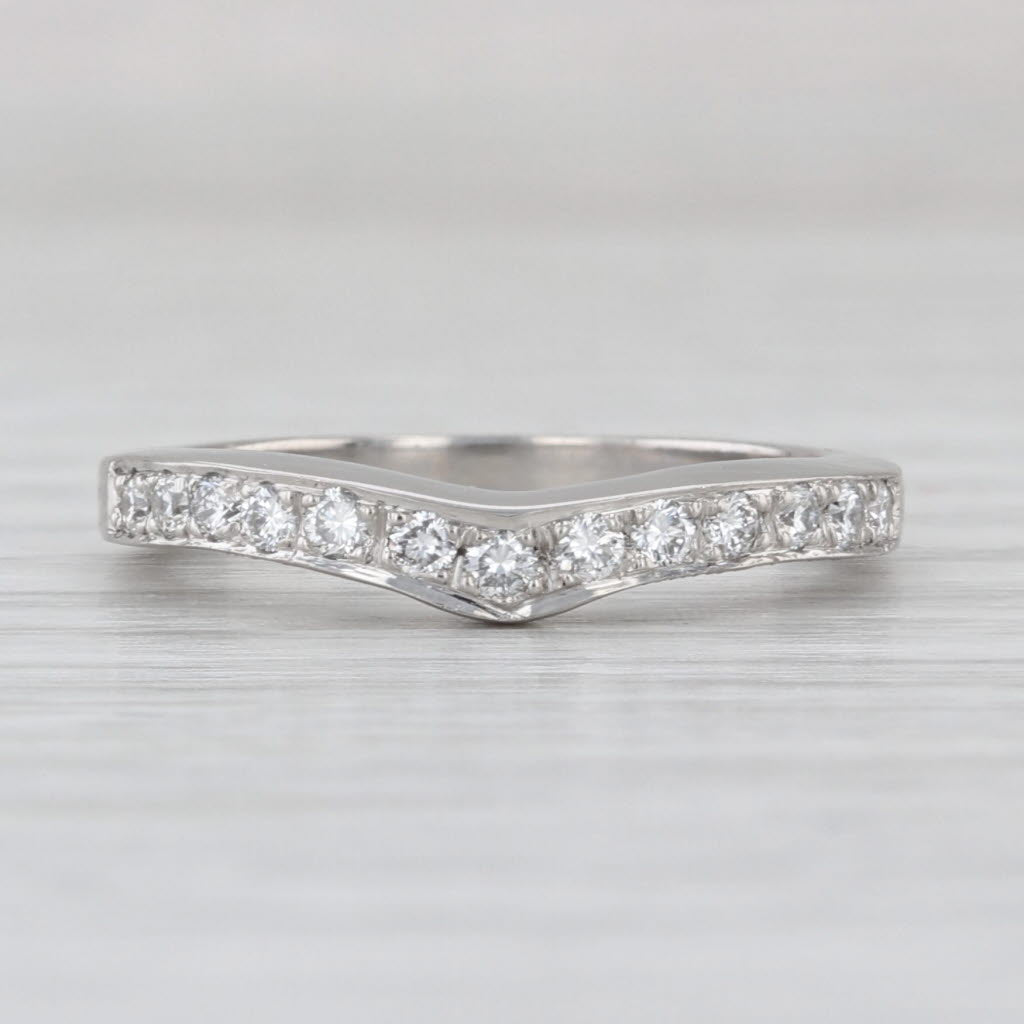 0.25ctw Contoured Diamond Wedding Band Platinum Size 5.25 Guard Anniversary Ring