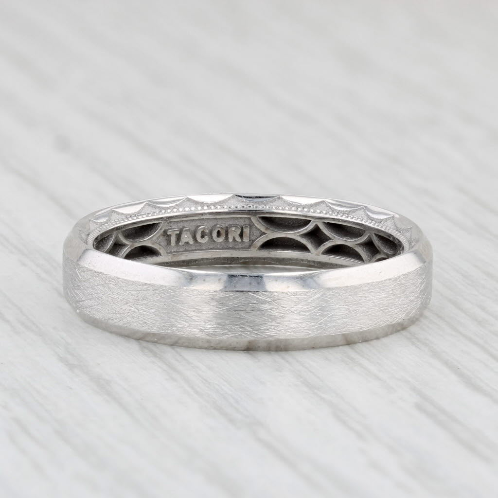 Light Gray New Tacori Men's Wedding Band Brushed 18k White Gold Size 10.5 Ring