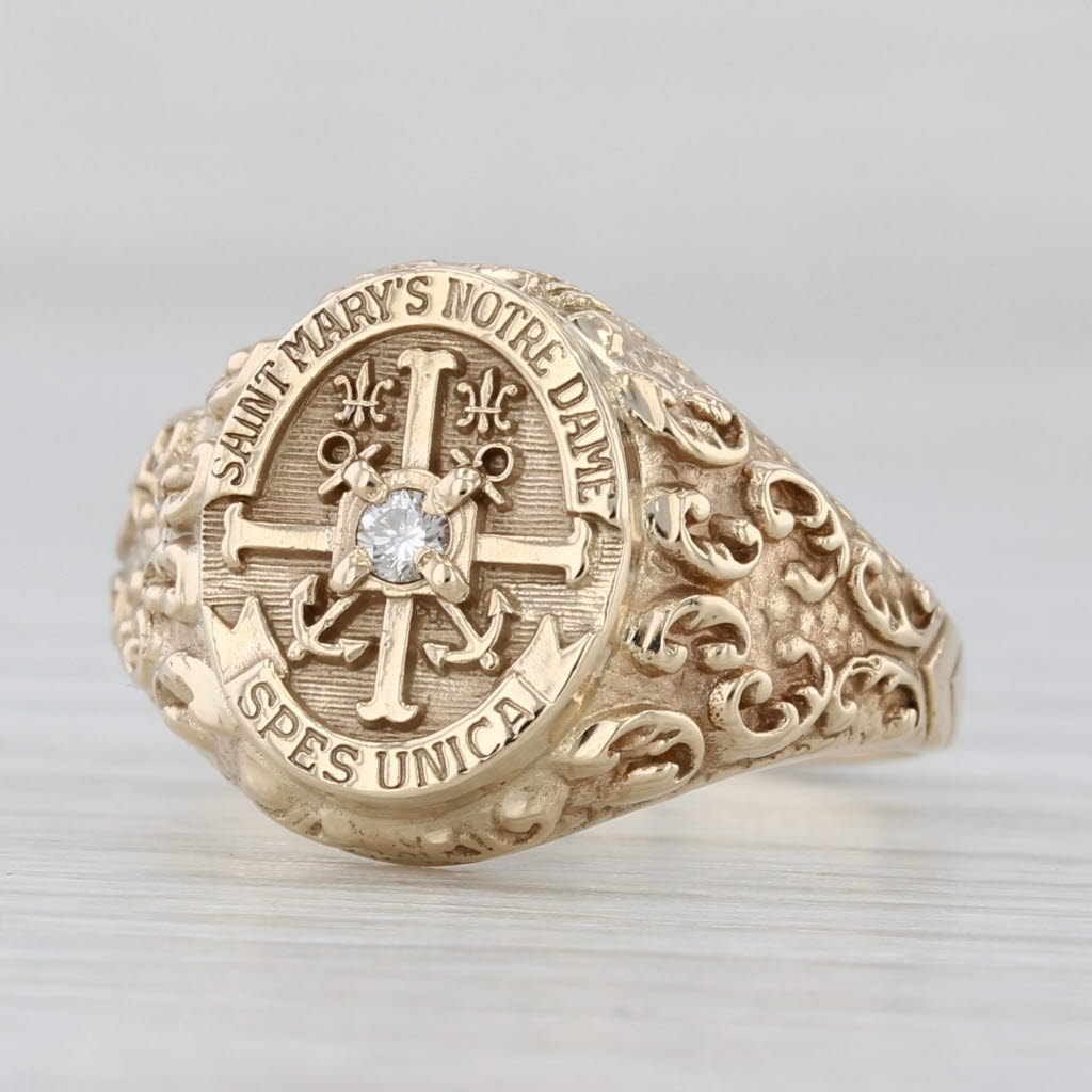 Light Gray Saint Mary's Notre Dame Cross Signet Ring Ornate Diamond 10k Yellow Gold Sz 5.25