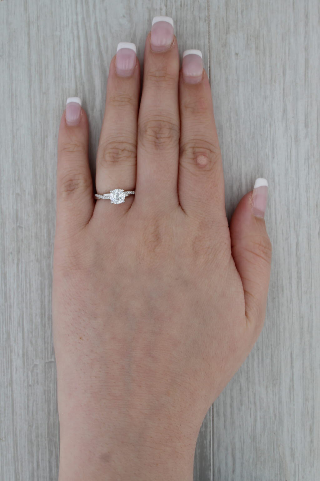 1.11ctw VS1 Round Diamond Engagement Ring Platinum Size 6 IGI Card