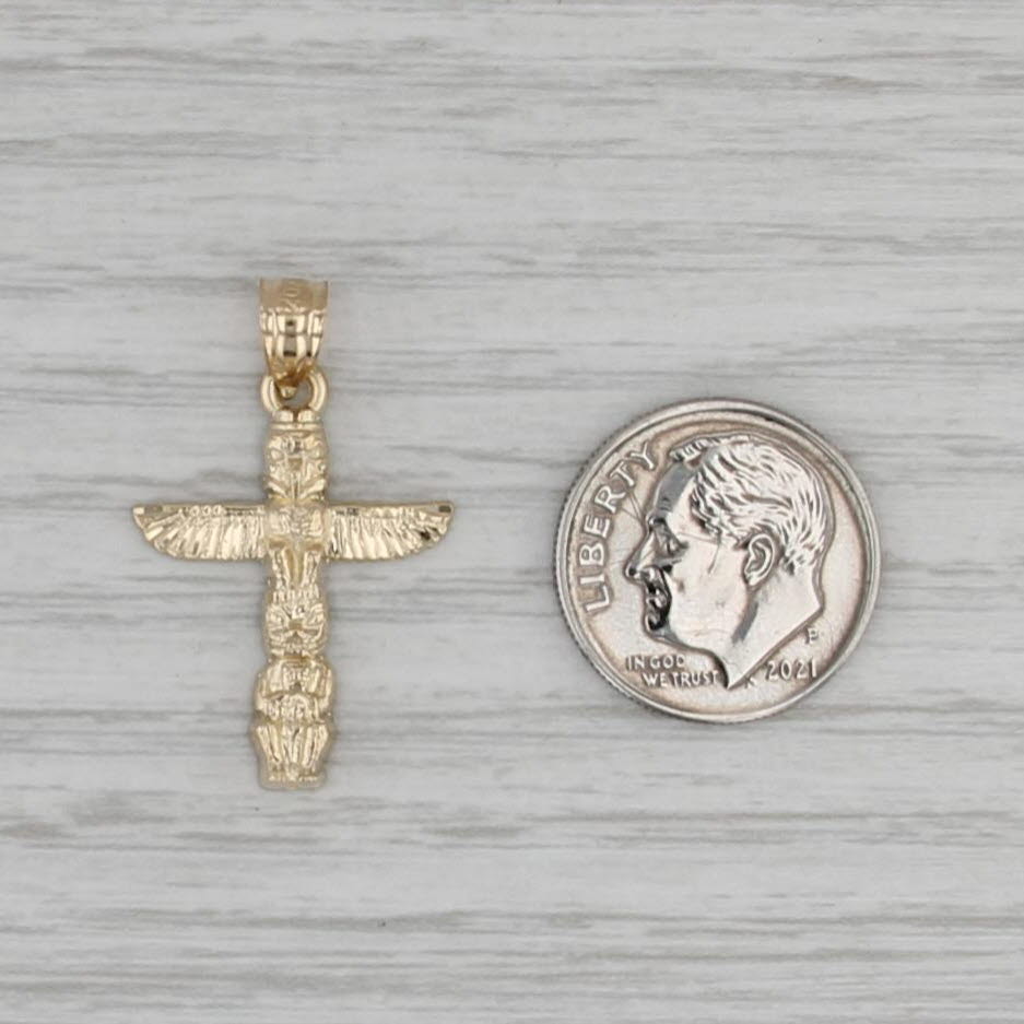 Totem Pole Pendant 14k Yellow Gold Souvenir Drop