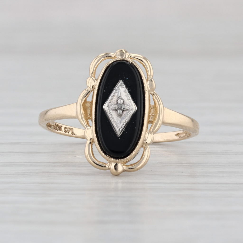 Vintage Oval Cabochon Onyx Diamond Signet Ring 10k Yellow Gold Size 7