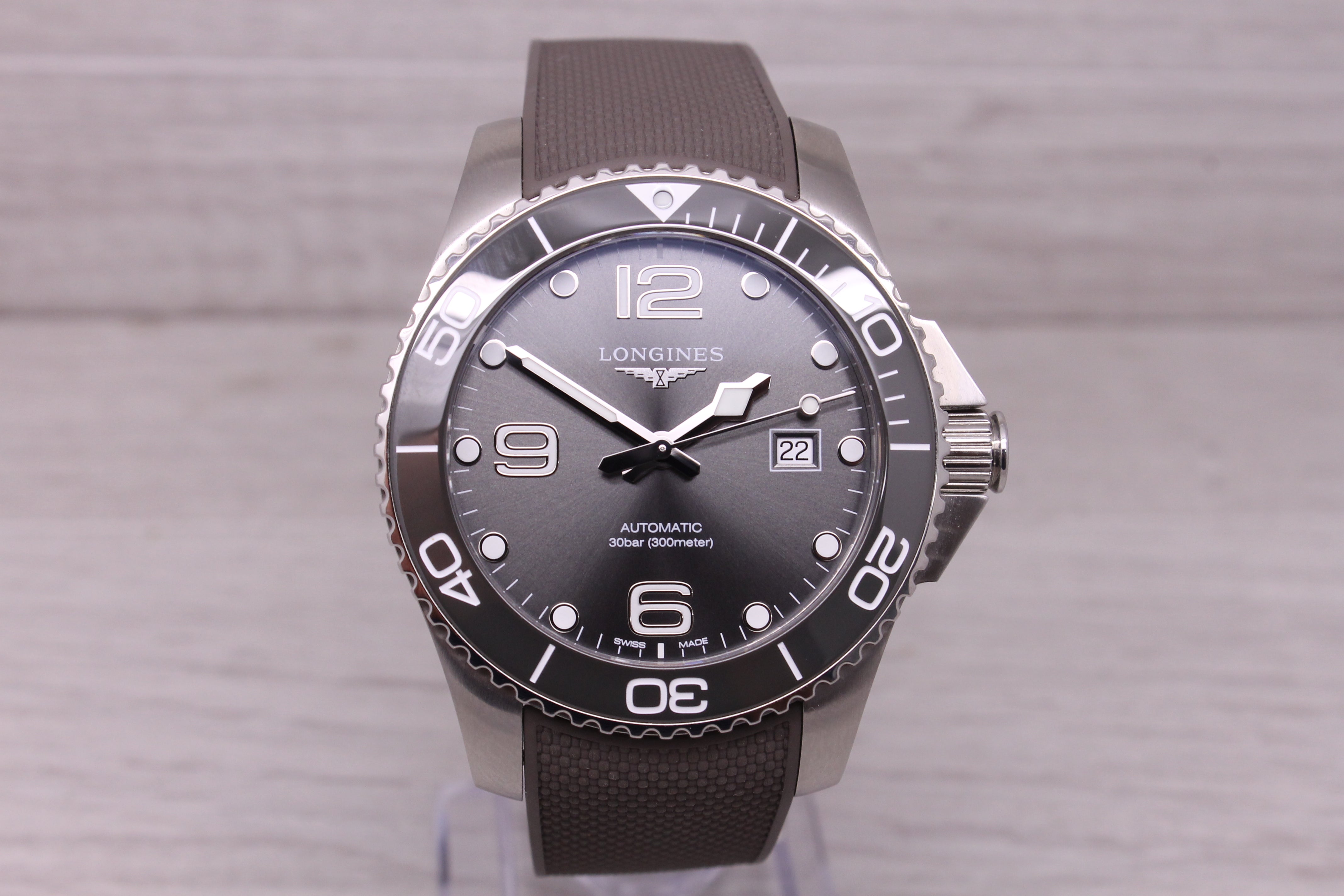 Dark Gray Longines Hydro Conquest Men 43mm Stainless Steel Automatic Divers Watch L3.782.4