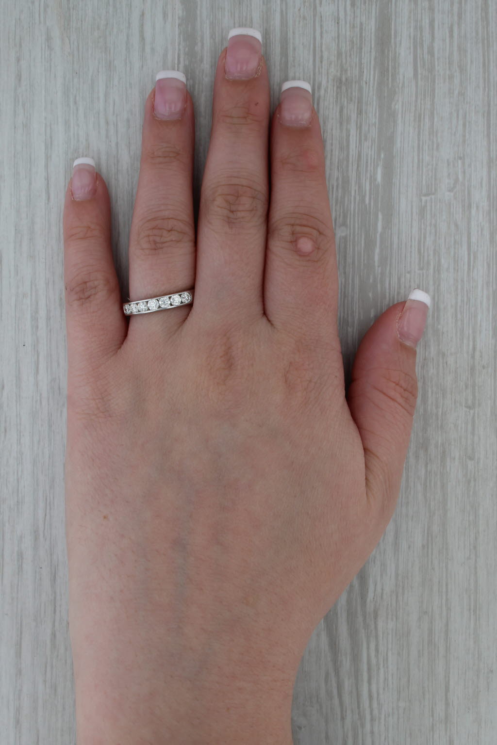 Hearts on Fire 0.70ctw Diamond Wedding Band 18k White Gold Size 8-8.25 Ring