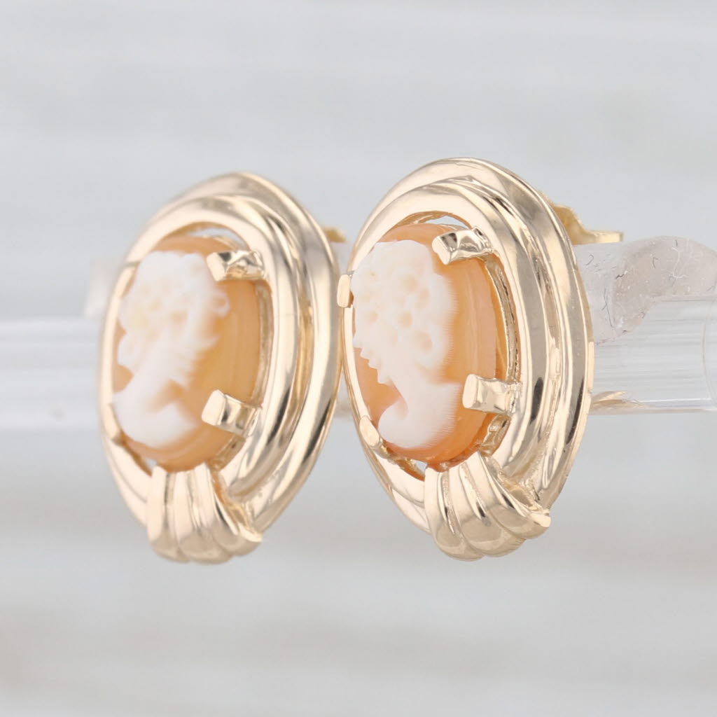 Oval Carved Shell Cameo Stud Earrings 14k Yellow Gold Figural Studs