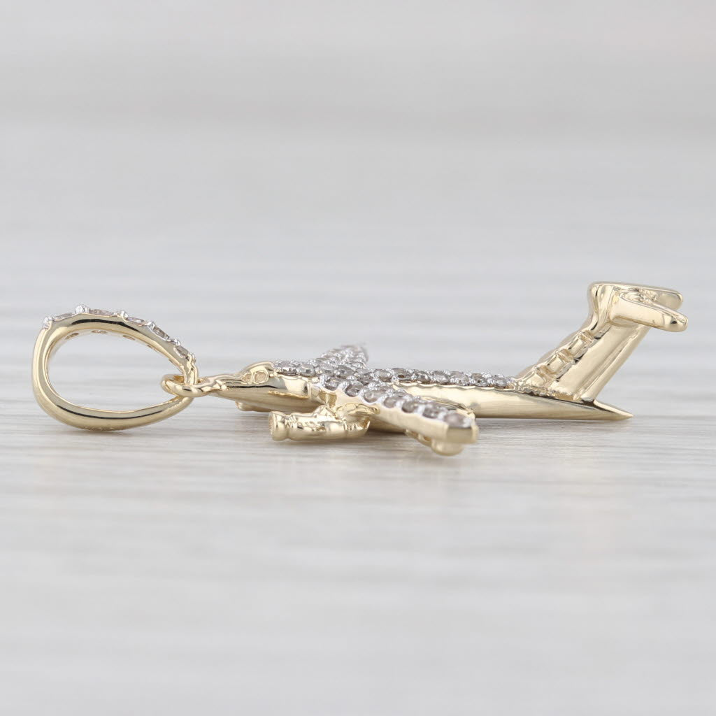 Light Gray 0.29ctw Diamond Airplane Pendant 10k Yellow Gold