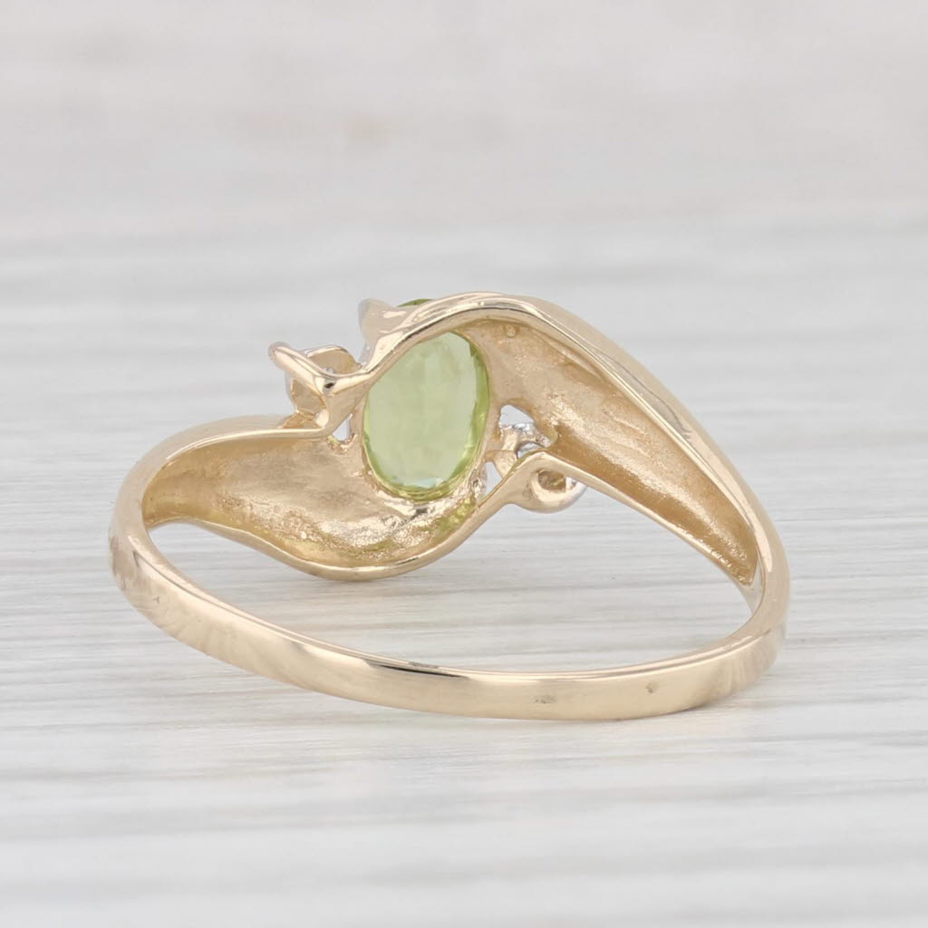 Light Gray 0.50ct Oval Peridot Diamond Ring 10k Yellow Gold Size 6.5