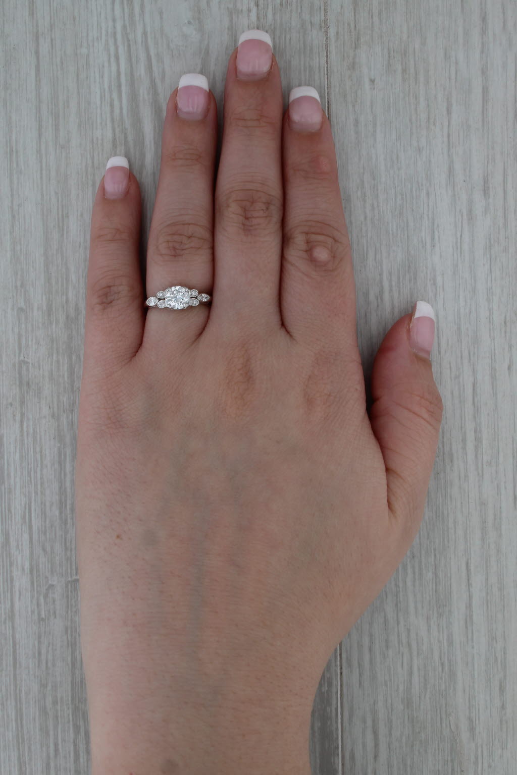 Vintage GIA 1ctw Round Diamond Engagement Ring 900 Platinum Size 6 Engraved