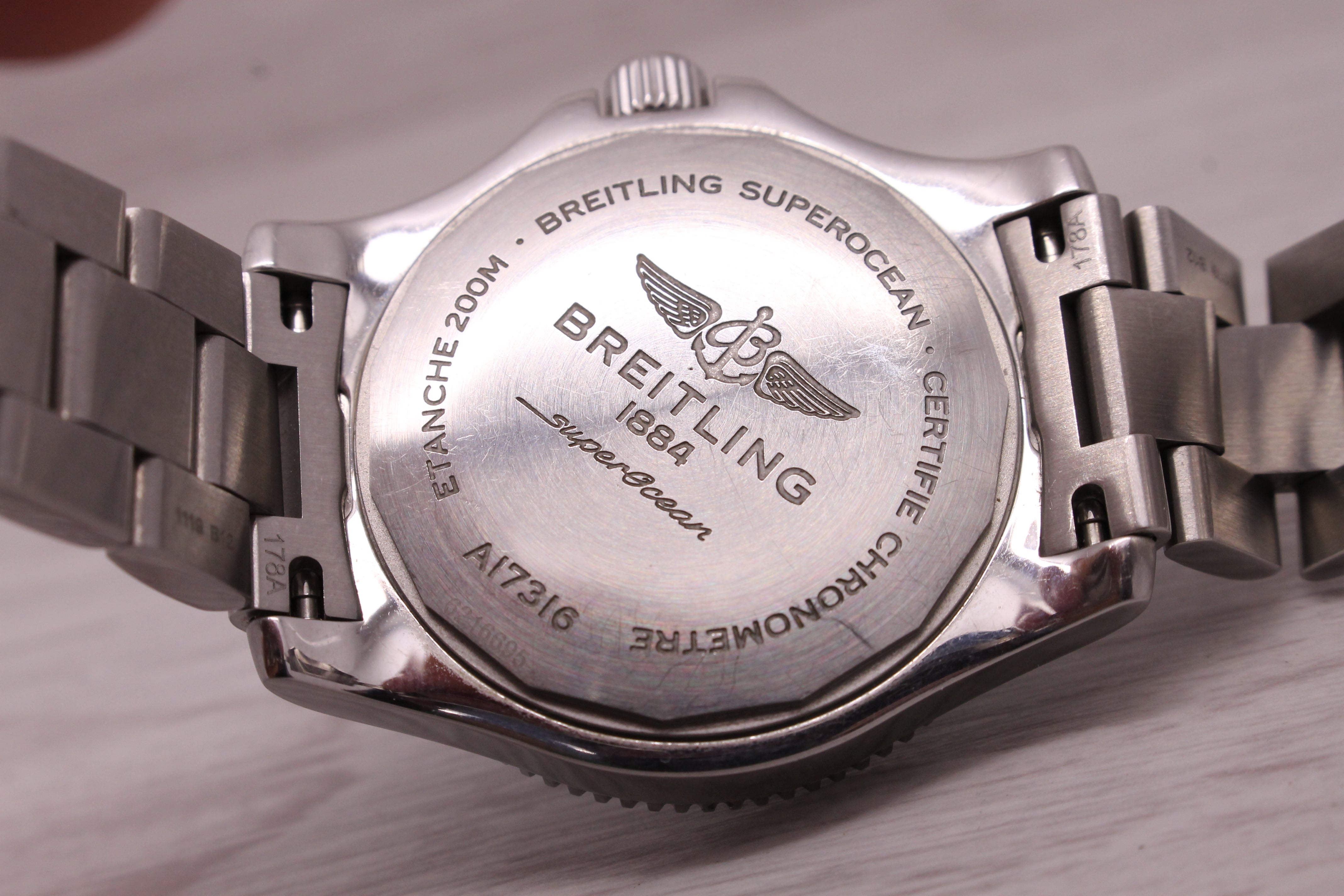 Rosy Brown Breitling Superocean 36 mm Steel Automatic Divers Watch Blue w Box Card A17316