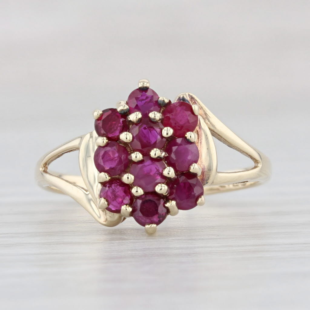 Light Gray 0.84ctw Garnet Cluster Ring 10k Yellow Gold Size 7.25