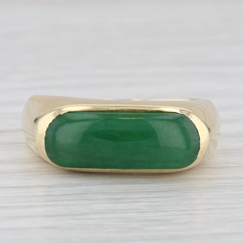 Light Gray Green Jadeite Jade Ring 18k Yellow Gold Size 9.75 Oval Cabochon Solitaire