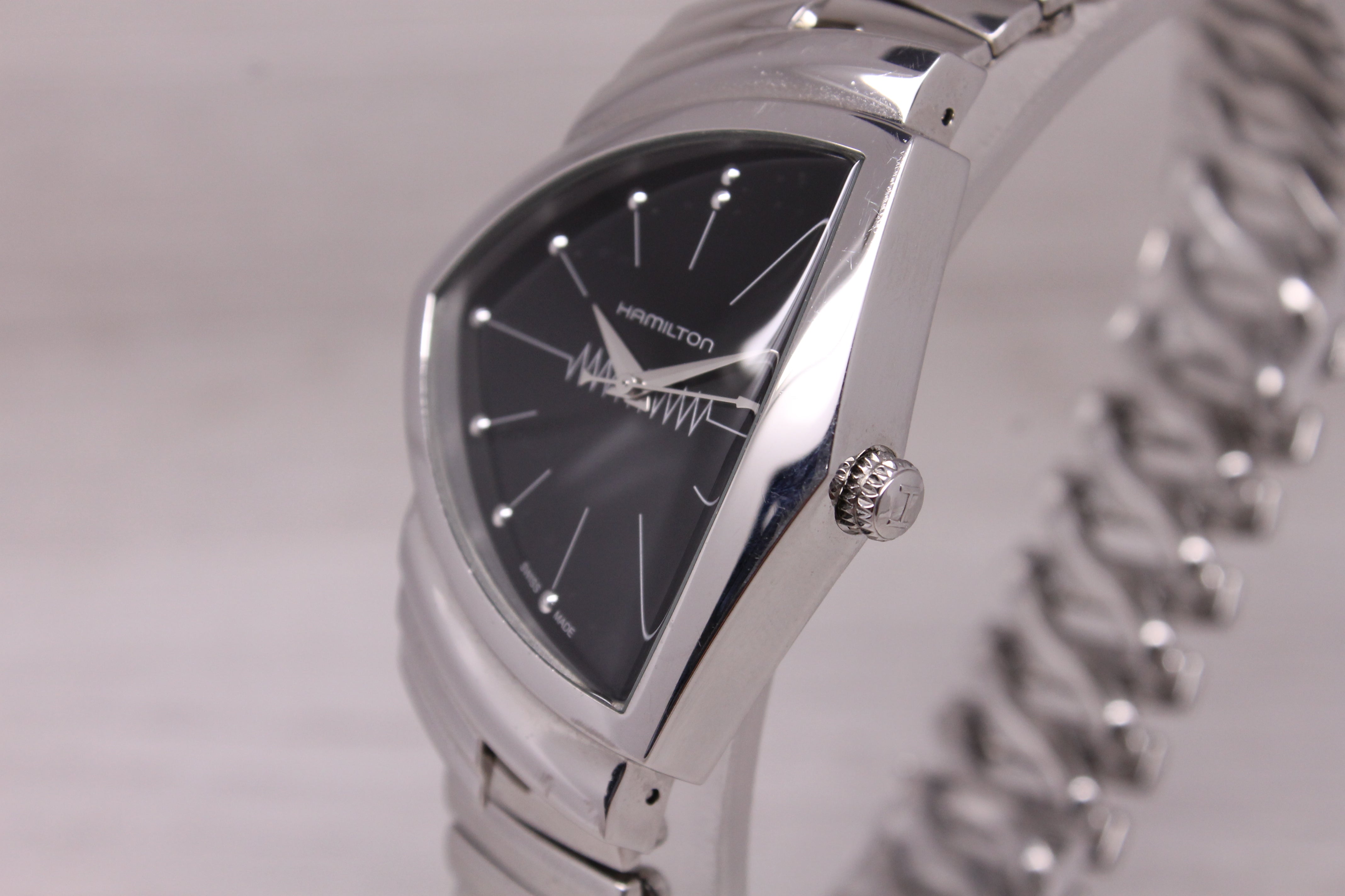 Hamilton Ventura Flex 32mm Quartz Watch Stainless Steel H244112 Swiss