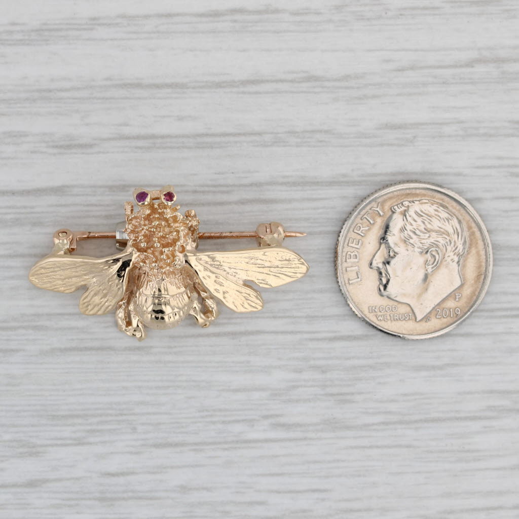 Gray Ruby Bumble Bee Brooch 14k Yellow Gold Insect Pin